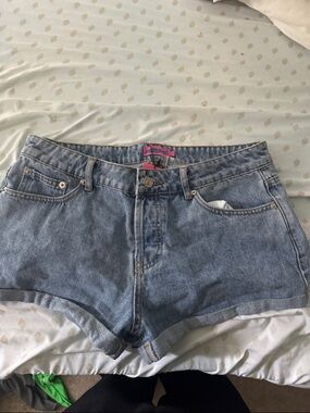 Edikted Light Blue High-Rise Denim Shorts